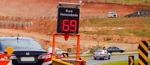 Painel Informativo de Velocidade - Radar